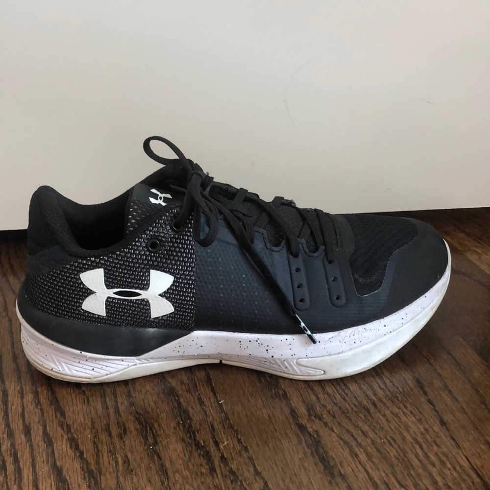 Under Armour Black Tennis Shoes